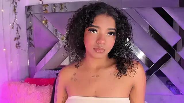 Iris_hott1 from StripChat