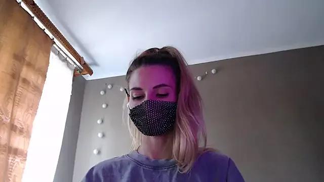 Iris_lave from StripChat is Freechat