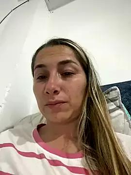 Iris_love18 from StripChat