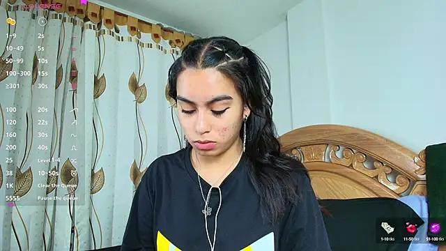 iris_mandarine from StripChat