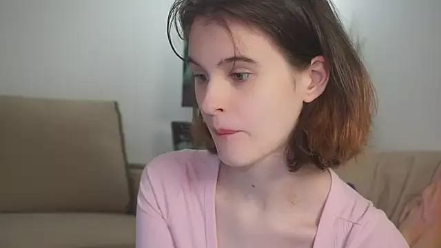 Iris_pure from StripChat