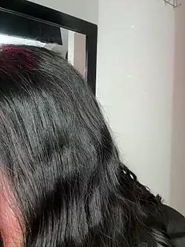 IrisBrowm from StripChat