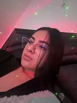 IrisBrowm from StripChat