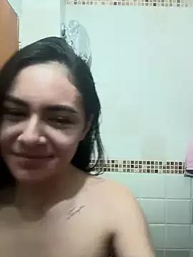 IrisBrowm from StripChat