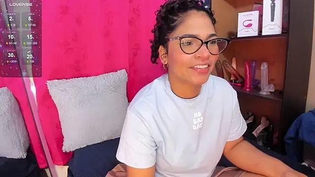 iriss_25 from StripChat