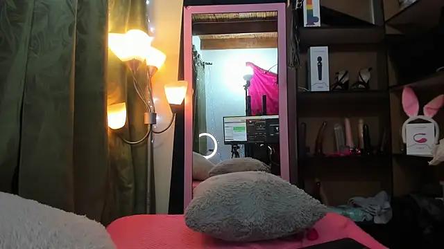 iriss_25 from StripChat
