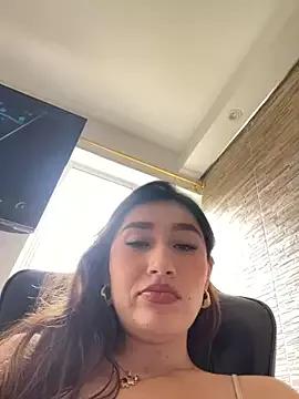 Isa_Villamarin from StripChat is Freechat