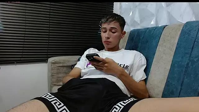 Isaac_tan from StripChat