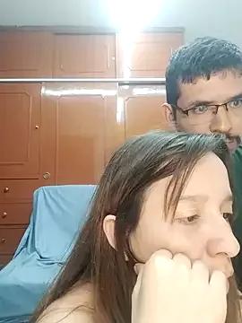 Isaandysex2428 from StripChat