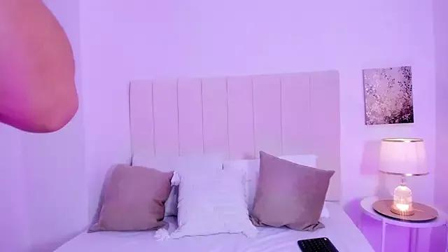 Isabell_Bailey from StripChat is Freechat