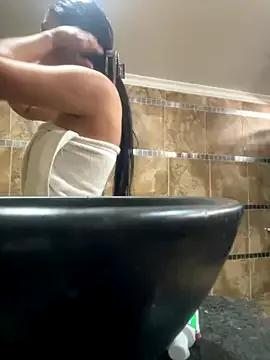 Isabella_Montoya from StripChat is Freechat
