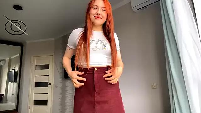 Discover our girls online shows and discover the company of countless livestreamers, with stunning shapes, sex toys and more.