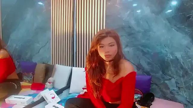 Isalombardi webcams show profile image 