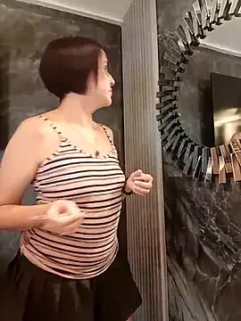 IsisBlake from StripChat is Freechat
