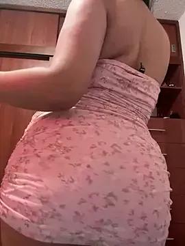Issa_Santana from StripChat