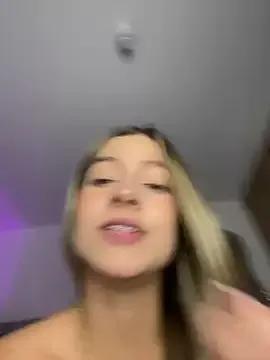 Issabela_G1 from StripChat