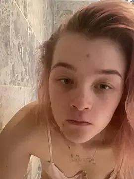 Itzz_lolareign from StripChat is Freechat