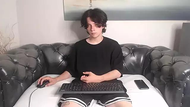 iwillfall from StripChat
