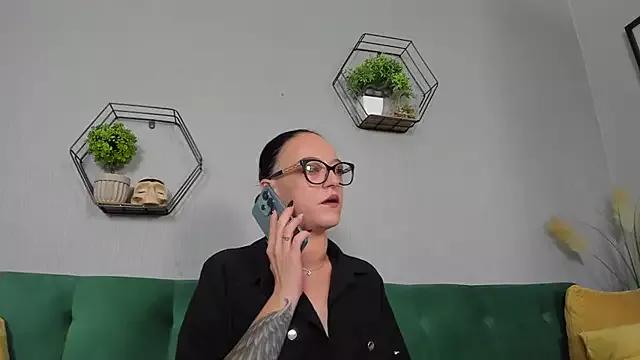 IzabelllNoir from StripChat is Freechat