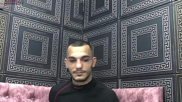 JacksonBee from StripChat is Freechat