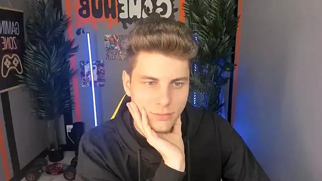 JackWolw from StripChat is Freechat