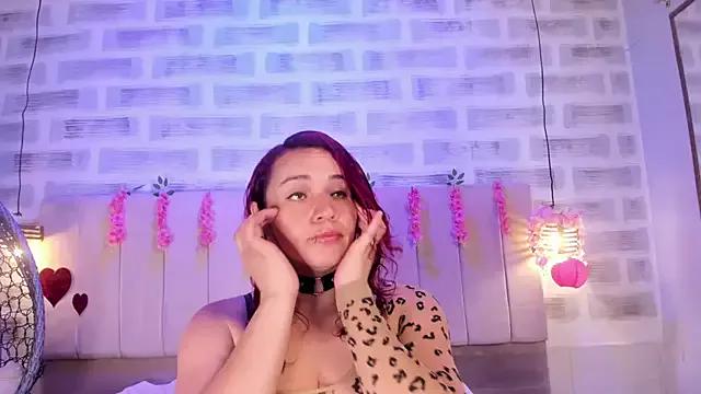 jade_swet from StripChat is Freechat