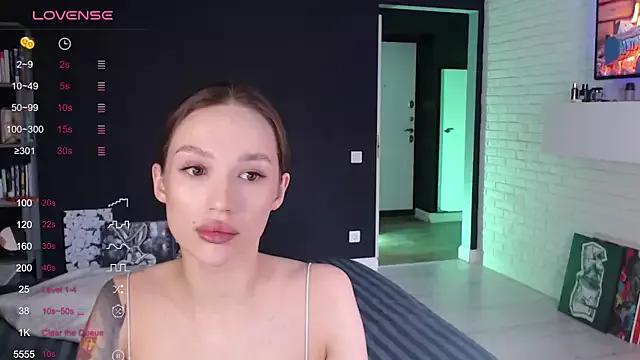 JadeSwift from StripChat is Freechat