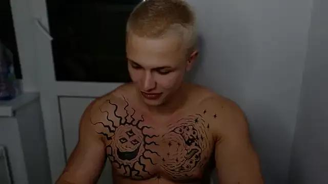James__Noah from StripChat is Freechat