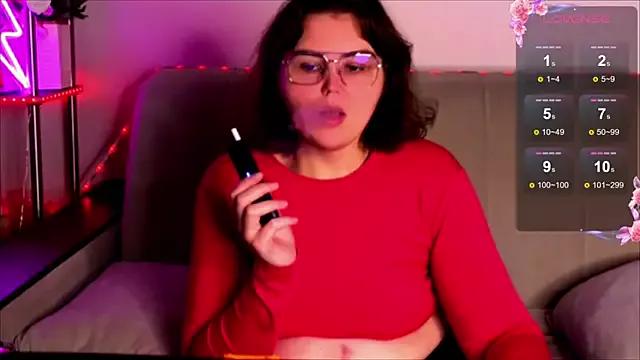 Jane_Curvyy from StripChat is Freechat