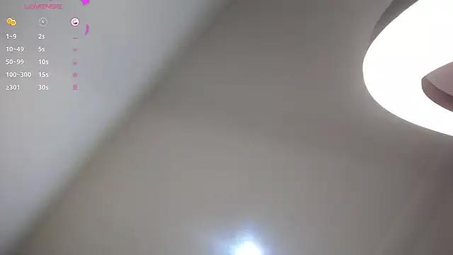 janna_isa from StripChat