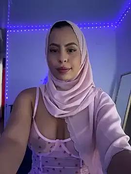 JannaNader12 from StripChat