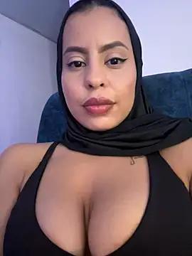 JannaNader12 from StripChat