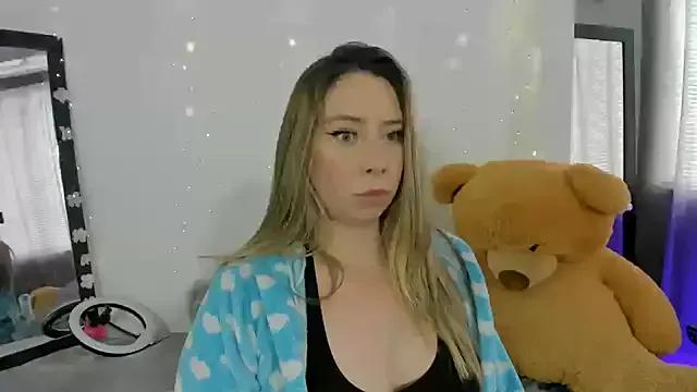 JanneKim from StripChat