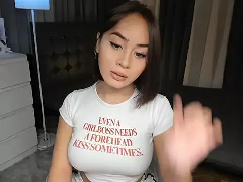 Jasmine_foxxe from StripChat is Freechat