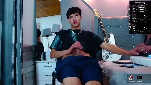 jason_graeats from StripChat is Freechat