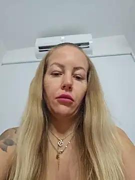 Jassy_Foxy from StripChat