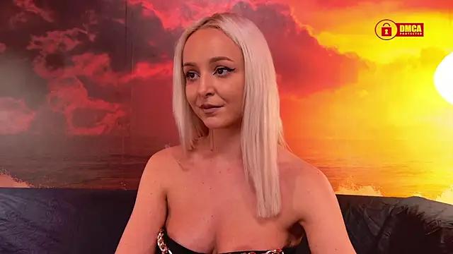 JAZZYJULIA from StripChat