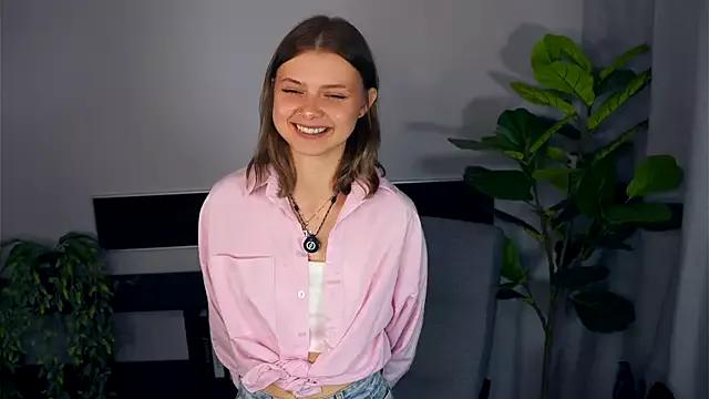 JeanieHelget webcams show profile image 