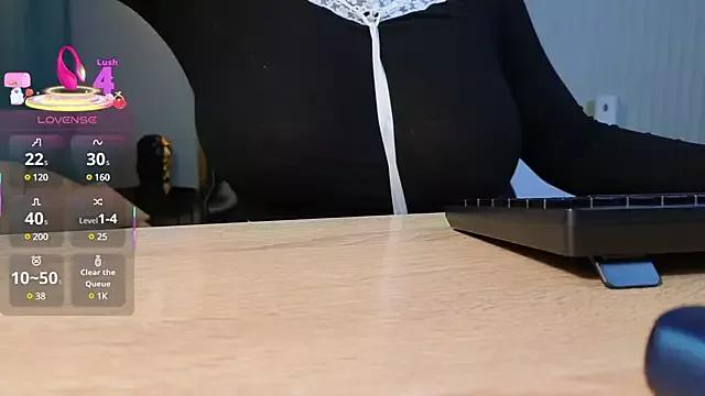 Jenna_Adams_ from StripChat