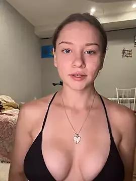 JennaOluretn from StripChat