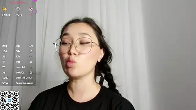 Jennatyan from StripChat