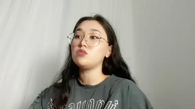 Jennatyan from StripChat is Freechat