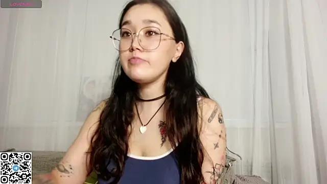 Jennatyan from StripChat