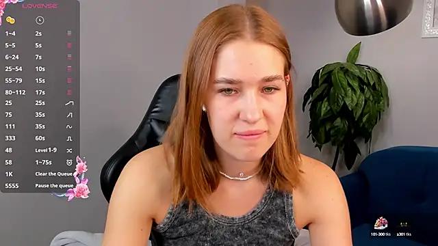 Jennifer_Wadee from StripChat