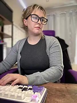 JennKenobi from StripChat