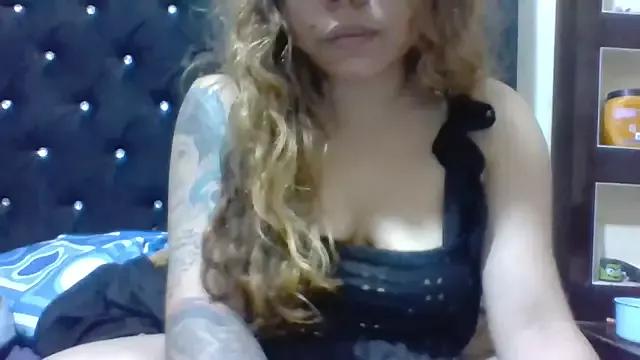 Jennxdolls from StripChat