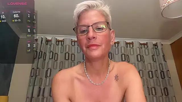 JennyHazel1 from StripChat