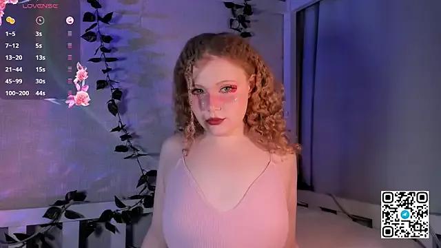 Discover our girls online shows and discover the company of countless livestreamers, with stunning shapes, sex toys and more.