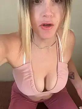JennyVelvet from StripChat