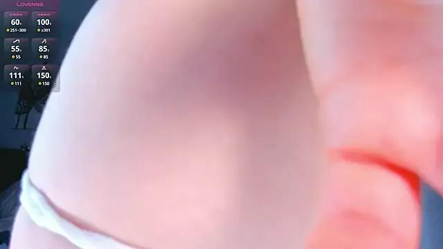 JennyWoody from StripChat